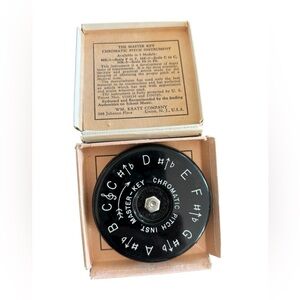 VTG WM Kratt Master 13 Key Chromatic Pitch Instrument C-C W/Selector Black Orig